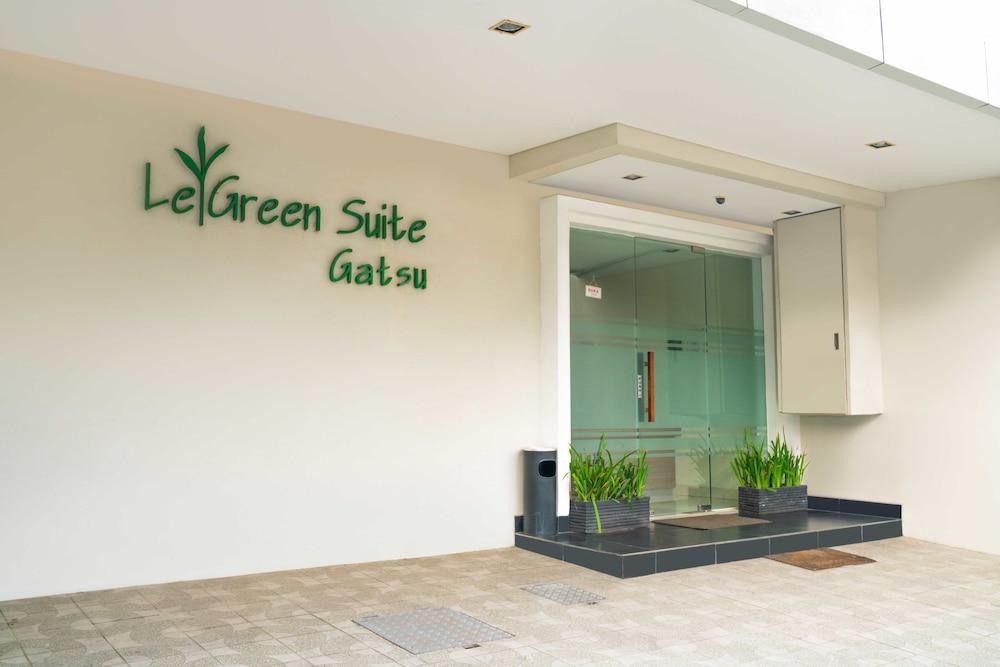 LeGreen Suite Gatot Subroto Jakarta Bagian luar foto